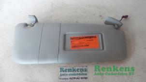 Gebruikte Zonneklep BMW 5 serie Touring (E61) 535d 24V Prijs € 25,00 Margeregeling aangeboden door Renkens Auto-Onderdelen B.V.