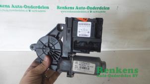 Begagnade Motor, dörrfönster Skoda Octavia Combi (1Z5) 2.0 RS TDI PD 16V Pris € 25,00 Marginaltabell erbjuds av Renkens Auto-Onderdelen B.V.