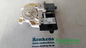 Begagnade Motor, dörrfönster Ford Focus 2 Wagon 1.8 TDCi 16V Pris € 25,00 Marginaltabell erbjuds av Renkens Auto-Onderdelen B.V.