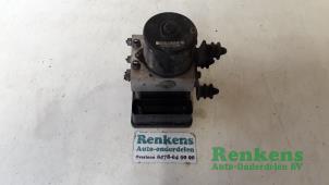 Begagnade ABS-pump Volkswagen Golf V (1K1) 2.0 TDI 16V Pris € 50,00 Marginaltabell erbjuds av Renkens Auto-Onderdelen B.V.