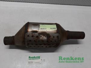 Gebruikte Katalysator Volkswagen Touran (1T1/T2) 2.0 TDI 16V 140 Prijs op aanvraag aangeboden door Renkens Auto-Onderdelen B.V.