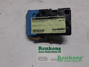 Gebruikte Deurslot Mechaniek 4Deurs links-voor Volvo V70 (SW) 2.4 20V 140 Bifuel Prijs € 35,00 Margeregeling aangeboden door Renkens Auto-Onderdelen B.V.