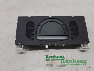 Używane Licznik kilometrów KM Renault Modus/Grand Modus (JP) 1.5 dCi 85 Cena € 40,00 Procedura marży oferowane przez Renkens Auto-Onderdelen B.V.