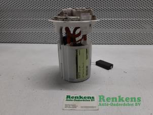 Gebruikte Benzinepomp Peugeot 207/207+ (WA/WC/WM) 1.6 16V VTRi Prijs € 40,00 Margeregeling aangeboden door Renkens Auto-Onderdelen B.V.