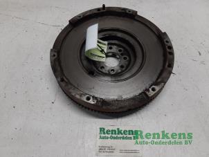 Używane Dwumasowe kolo zamachowe Fiat Punto Evo (199) 1.3 JTD Multijet 85 16V Cena € 75,00 Procedura marży oferowane przez Renkens Auto-Onderdelen B.V.