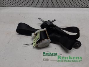 Begagnade Främre säkerhetsbälte, höger Opel Calibra 2.0i Pris € 35,00 Marginaltabell erbjuds av Renkens Auto-Onderdelen B.V.
