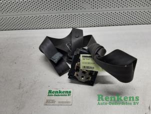 Używane Pas bezpieczenstwa lewy przód Ford Cougar (ECX/W) 2.5 24V Cena € 30,00 Procedura marży oferowane przez Renkens Auto-Onderdelen B.V.