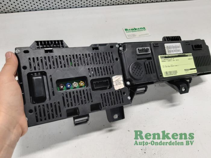 Vägmätare KM från en Renault Scénic III (JZ) 1.5 dCi 110 2015