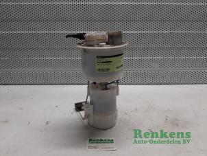 Gebruikte Benzinepomp Citroen C1 1.0 Vti 68 12V Prijs € 50,00 Margeregeling aangeboden door Renkens Auto-Onderdelen B.V.