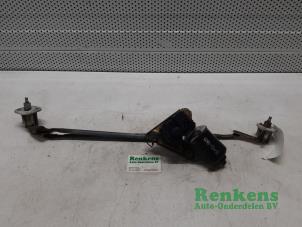 Begagnade Torkarmotor + mekanism Mazda MX-3 1.8i V6 24V Pris € 40,00 Marginaltabell erbjuds av Renkens Auto-Onderdelen B.V.