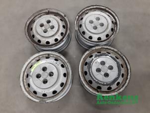 Gebruikte Velgen set Citroen Nemo Combi (AJ) 1.4 Prijs € 80,00 Margeregeling aangeboden door Renkens Auto-Onderdelen B.V.