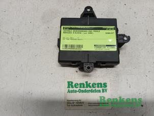 Gebruikte Centrale Deurvergrendelings Module Mercedes A (W169) 2.0 A-160 CDI 16V 3-Drs. Prijs € 25,00 Margeregeling aangeboden door Renkens Auto-Onderdelen B.V.