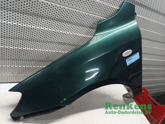 Framskärm, vänster från en Mazda 2 (NB/NC/ND/NE) 1.4 16V 2006