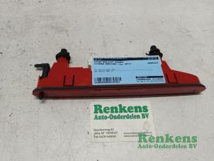 Gebruikte Extra Remlicht midden Citroen Berlingo 1.6 Hdi 90 Phase 2 Prijs € 20,00 Margeregeling aangeboden door Renkens Auto-Onderdelen B.V.