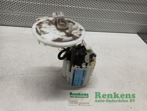 Gebruikte Benzinepomp Opel Insignia 1.6 16V Ecotec Prijs € 60,00 Margeregeling aangeboden door Renkens Auto-Onderdelen B.V.