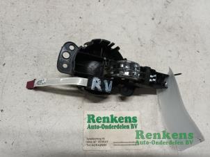 Gebruikte Portiergreep 2Deurs rechts Mini Mini (R56) 1.6 16V Cooper S Prijs € 20,00 Margeregeling aangeboden door Renkens Auto-Onderdelen B.V.