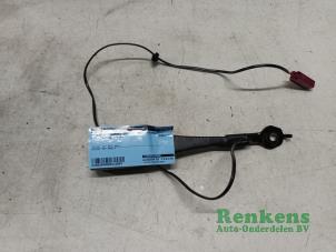 Gebruikte Veiligheidsgordel Insteek rechts-voor Ford Fiesta 6 (JA8) 1.25 16V Prijs € 15,00 Margeregeling aangeboden door Renkens Auto-Onderdelen B.V.