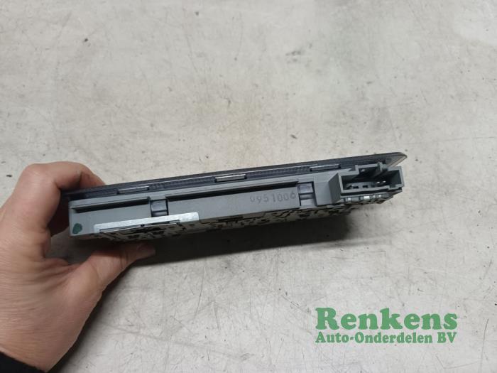 Innerbelysning, fram från en Nissan Almera (N16) 1.5 16V 2004