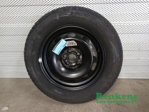 Gebruikte Reserveband Volkswagen Bora (1J2) 1.6 16V Prijs € 40,00 Margeregeling aangeboden door Renkens Auto-Onderdelen B.V.