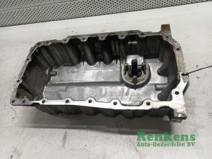 Gebruikte Carterpan Volkswagen Touran (1T1/T2) 2.0 TDI DPF Prijs € 35,00 Margeregeling aangeboden door Renkens Auto-Onderdelen B.V.