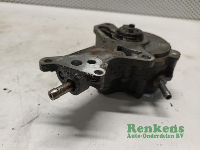 Brandstofpomp Mechanisch van een Volkswagen Touran (1T1/T2) 2.0 TDI DPF 2008