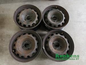 Gebruikte Velgen set Citroen Berlingo 1.6 Hdi 90 Phase 2 Prijs op aanvraag aangeboden door Renkens Auto-Onderdelen B.V.