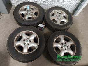 Gebruikte Sportvelgenset + winterbanden Landrover Freelander Hard Top 1.8 16V Prijs op aanvraag aangeboden door Renkens Auto-Onderdelen B.V.