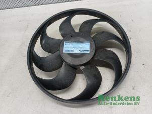 Gebruikte Koelvin Motor Dacia Lodgy (JS) 1.5 dCi FAP Prijs € 50,00 Margeregeling aangeboden door Renkens Auto-Onderdelen B.V.