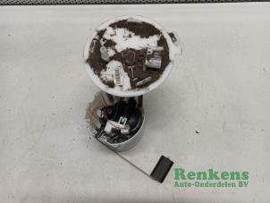 Gebruikte Benzinepomp Opel Insignia Sports Tourer 1.8 16V Ecotec Prijs € 60,00 Margeregeling aangeboden door Renkens Auto-Onderdelen B.V.