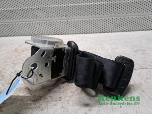 Gebruikte Veiligheidsgordel rechts-achter Suzuki Swift (ZA/ZC/ZD) 1.2 16_ Prijs € 30,00 Margeregeling aangeboden door Renkens Auto-Onderdelen B.V.