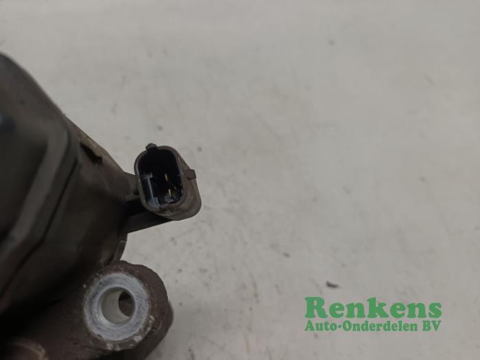 Bakre bromsok, vänster från en Opel Astra K 1.6 CDTI 136 16V 2017