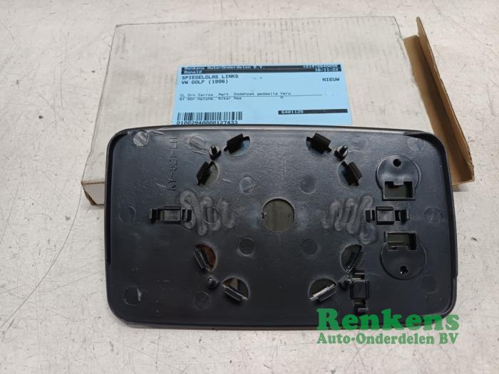 Spiegelglas links van een Volkswagen Golf III (1H1) 1.6 CL 1996