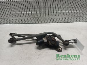 Gebruikte Ruitenwismotor + Mechaniek Nissan Almera (N16) 1.5 16V Prijs € 35,00 Margeregeling aangeboden door Renkens Auto-Onderdelen B.V.