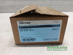 Gebruikte Wielbouten set Opel Astra H GTC (L08) 1.6 16V Turbo Prijs € 20,00 Margeregeling aangeboden door Renkens Auto-Onderdelen B.V.