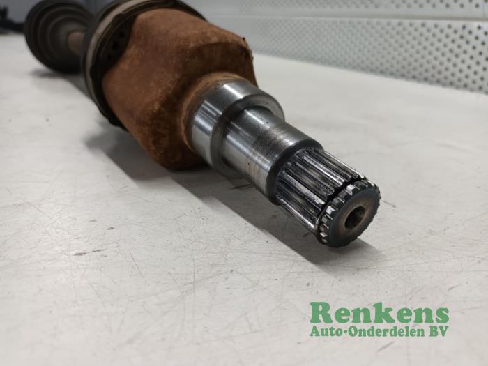 Drivaxel, vänster fram från en Ford Tourneo Courier (JU2) 1.0 Ti-VCT EcoBoost 12V 2018