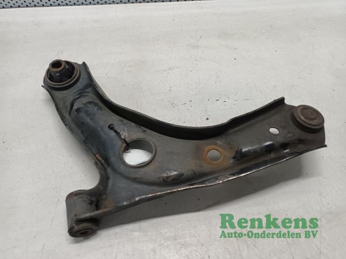 Främre gaffelben, höger från en Citroën C1 1.0 12V VVT-i 2019