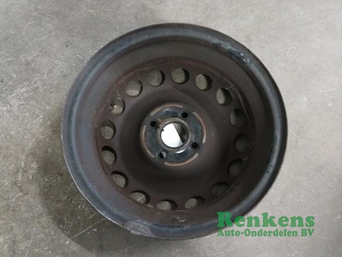 Hjuluppsättning från en Citroën C1 1.0 12V VVT-i 2019