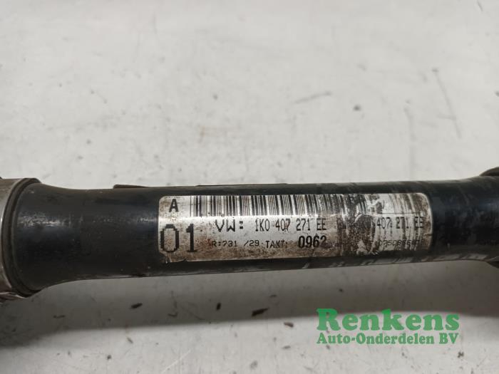 Aandrijfas links-voor van een Volkswagen Golf V (1K1) 2.0 GTI 16V FSI Turbo 2008