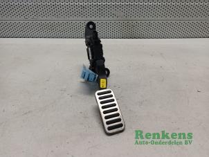 Gebruikte Gaspedaal Kia Stonic (YB) 1.0i T-GDi 12V Prijs € 60,00 Margeregeling aangeboden door Renkens Auto-Onderdelen B.V.
