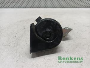 Begagnade Signalhorn Ford Transit Connect (PJ2) 1.5 EcoBlue Pris € 30,25 Inklusive moms erbjuds av Renkens Auto-Onderdelen B.V.