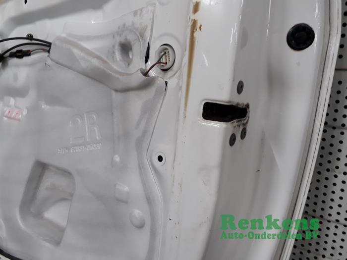 Dörr, 2-dörrars, höger från en Citroën C1 1.0 12V VVT-i 2019