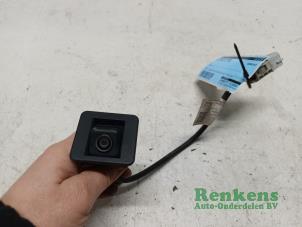 Gebruikte Achteruitrij Camera Opel Astra K 1.0 Turbo 12V Prijs € 85,00 Margeregeling aangeboden door Renkens Auto-Onderdelen B.V.
