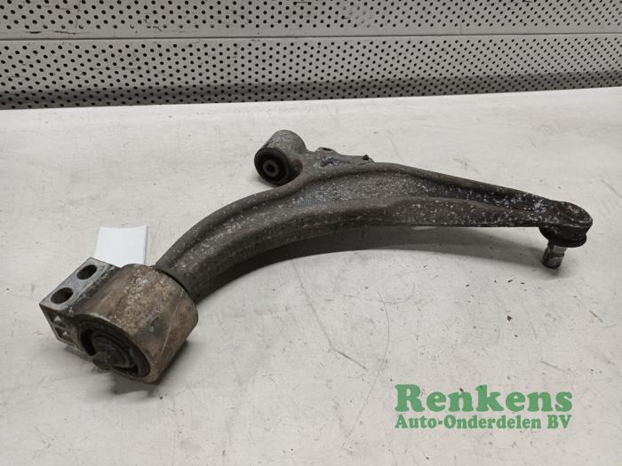 Främre gaffelben, vänster från en Opel Astra J (PC6/PD6/PE6/PF6) 2.0 CDTI 16V 160 Ecotec 2012