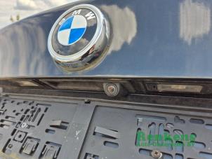 Begagnade Backkamera BMW X3 (F25) xDrive35d 24V Pris på förfrågan erbjuds av Renkens Auto-Onderdelen B.V.
