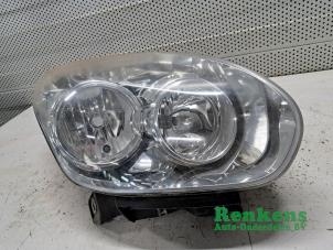 Gebruikte Koplamp rechts Fiat Doblo Cargo (263) 1.3 D Multijet Prijs € 75,00 Margeregeling aangeboden door Renkens Auto-Onderdelen B.V.