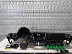 Gebruikte Airbag Set + Module Volkswagen Up! (121) 1.0 12V 60 Prijs op aanvraag aangeboden door Renkens Auto-Onderdelen B.V.