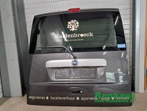 Begagnade Baklucka Fiat Doblo (223A/119) 1.4 Pris på förfrågan erbjuds av Renkens Auto-Onderdelen B.V.