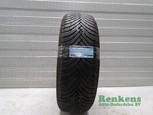 Gebruikte Band Prijs op aanvraag aangeboden door Renkens Auto-Onderdelen B.V.