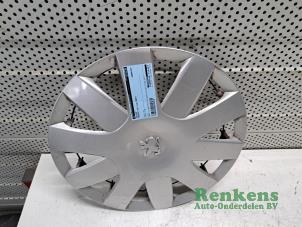 Gebruikte Wieldop Peugeot 107 1.0 12V Prijs € 15,00 Margeregeling aangeboden door Renkens Auto-Onderdelen B.V.