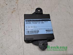 Gebruikte Centrale Deurvergrendelings Module Mercedes C Estate (S204) 3.0 C-320 CDI V6 24V 4-Matic Prijs € 25,00 Margeregeling aangeboden door Renkens Auto-Onderdelen B.V.